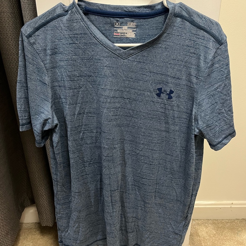 Under Armour Men's Heathered Blue V-Neck Tee